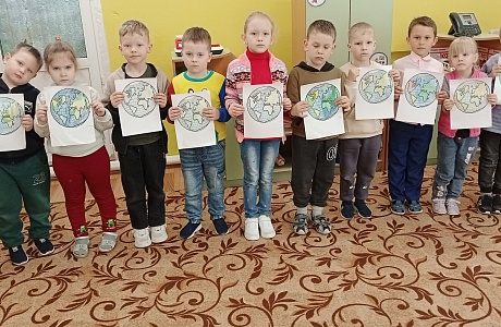 В старшей группе «Почемучки» детского сада «Солнышко» с. Малая Сердоба прошла тематическая неделя «Земля — наш общий дом». В старшей группе «Почемучки» детского сада «Солнышко» с. Малая Сердоба прошла тематическая неделя «Земля — наш общий дом».