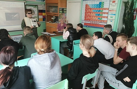 В Чунаковской школе прошло мероприятие «Информационная площадка» В Чунаковской школе прошло мероприятие «Информационная площадка»