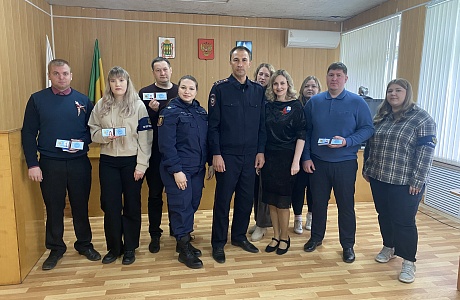 Бойцы подразделения общественного объединения правоохранительной направленности «Отряд содействия полиции «Тигр» Малосердобинского района Пензенской области торжественно приведены к присяге.