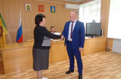  Вручена благодарность ЦИК заместителю председателя ТИК Малосердобинского района.