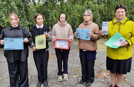 Уличная акция «Мы против наркотиков!» проведена в библиотеке села Марьевка в рамках областной антинаркотической акции «Сурский край без -  наркотиков»
