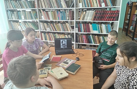 Литературное знакомство«В. Г. Белинский – мастер литературной критики» Литературное знакомство«В. Г. Белинский – мастер литературной критики»