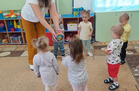 Группа «Любознайки» вновь приняла малышей в стенах детского сада «Солнышко» с. Малая Сердоба Группа «Любознайки» вновь приняла малышей в стенах детского сада «Солнышко» с. Малая Сердоба