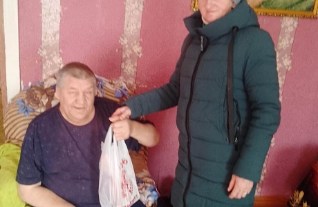 Поздравление на дому  юбиляра