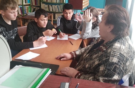 «В путь дорожку собирайся за здоровьем отправляйся». «В путь дорожку собирайся за здоровьем отправляйся».