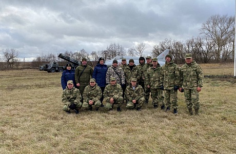 Представители Малосердобинского района совместно с главой района приняли участие в смотре подразделений территориальной самообороны региона Представители Малосердобинского района совместно с главой района приняли участие в смотре подразделений территориальной самообороны региона