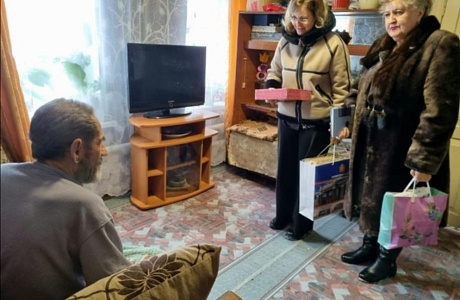  Поздравили с Днем рождения бывшего несовершеннолетнего узника концлагерей