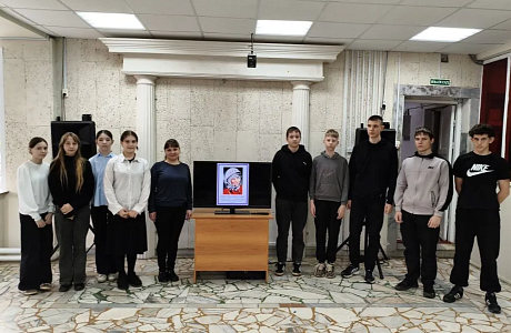 В районном доме культуры села Малая Сердоба состоялся информационный час «Гагарин – легенда», посвященный Дню космонавтики.