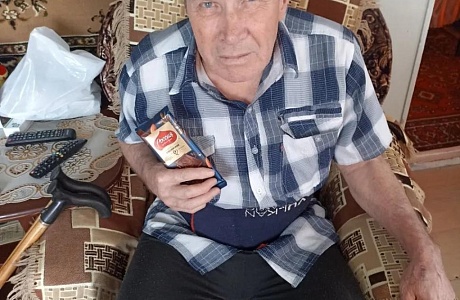 Поздравление получателей социальных услуг на дому с Днём защитника Отечества! Поздравление получателей социальных услуг на дому с Днём защитника Отечества!
