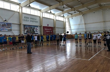 Прошёл традиционный рождественский турнир по волейболу среди мужских и женских команд Прошёл традиционный рождественский турнир по волейболу среди мужских и женских команд