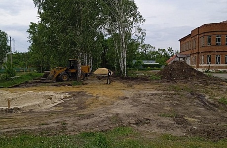 В селе Малая Сердоба продолжаются работы по благоустройству