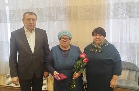 Орден Мужества погибшего героя СВО передан его маме  в Малосердобинском  районе