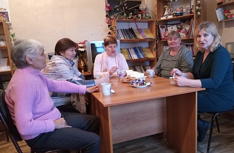 Посиделки «И в сердце музыка звучит». Посиделки «И в сердце музыка звучит».