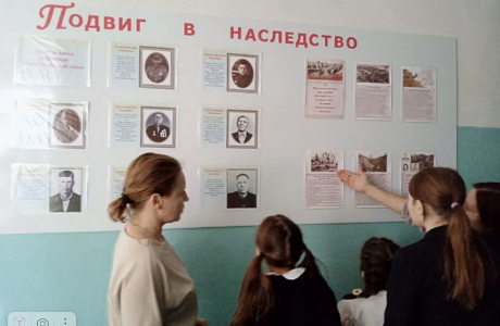 Проведен информационный час «Они в тылу ковали Победу».