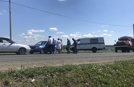 Учения по ликвидации последствий ДТП успешно прошли в селе Малая Сердоба. Учения по ликвидации последствий ДТП успешно прошли в селе Малая Сердоба.