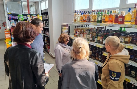 Профилактический  рейд по местам продажи алкогольной и никотиносодержащей  продукции