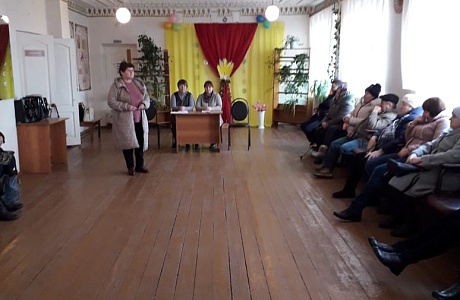 Встреча с населением в с. Чунаки. Встреча с населением в с. Чунаки.