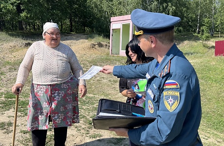 Профилактический рейд с сотрудниками МЧС по водным объектам. Профилактический рейд с сотрудниками МЧС по водным объектам.