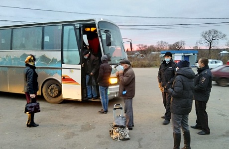 Профилактический рейд в общественном транспорте. Профилактический рейд в общественном транспорте.