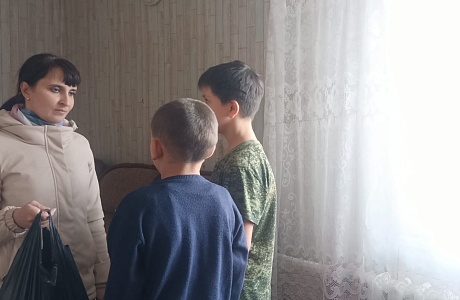 Посещение семей с детьми. Посещение семей с детьми.