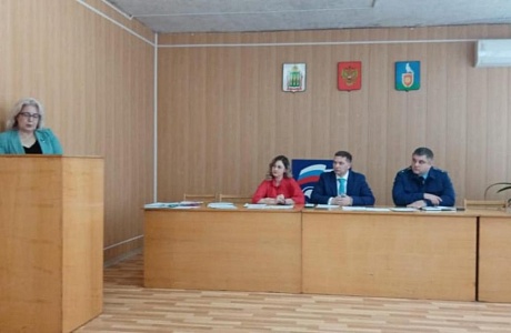 Заседание антинаркотической комиссии Малосердобинского района под председательством главы района Ивана Кирюхина Заседание антинаркотической комиссии Малосердобинского района под председательством главы района Ивана Кирюхина