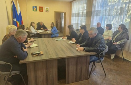 В администрации района состоялось заседание межведомственной комиссии по налогам и сборам под председательством главы района. В администрации района состоялось заседание межведомственной комиссии по налогам и сборам под председательством главы района.