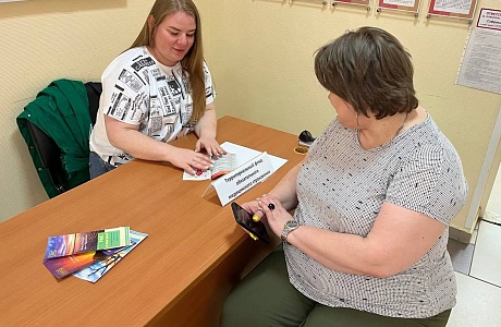 Специалисты ТФОМС Пензенской области в рамках выездного контакт-центра посетили ГАУ «МФЦ»  