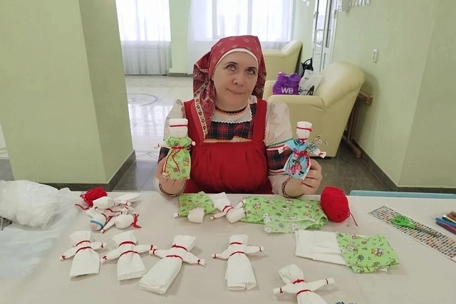 Традиционная тряпичная кукла Веснянка