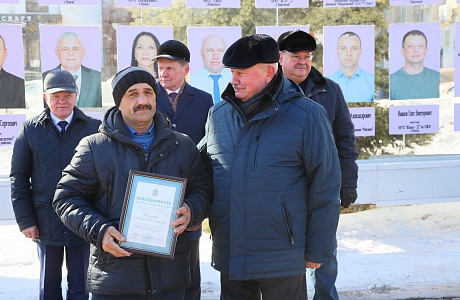 В преддверии профессионального праздника.