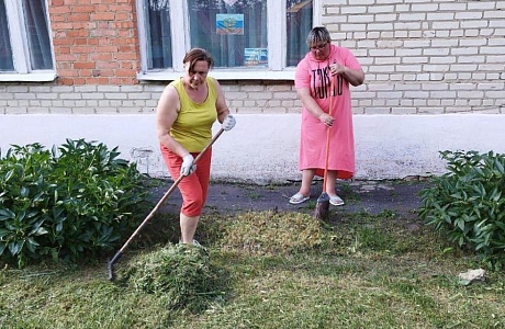 В Малосердобинском районе продолжается работа по благоустройству и санитарной очистке территории  от мусора