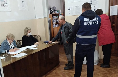 Народные дружинники Малосердобинского района на страже общественного порядка в период проведения  единого дня голосования
