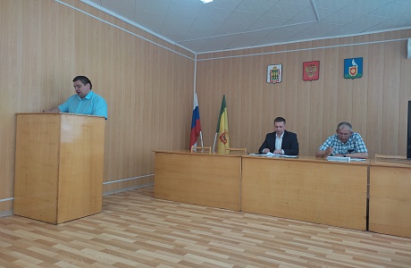 В администрации Малосердобинского района состоялась очередная сессия Собрания представителей
