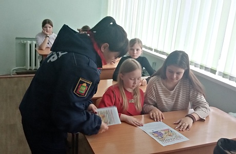 Профилактическая беседа в детском оздоровительном лагере с дневным пребыванием «Муравейник» на базе МБОУ многопрофильный лицей с. Малая Сердоба