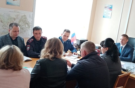 Заседание Совета по вопросам гармонизации  межэтнических и межконфессиональных отношений при администрации Малосердобинского района 