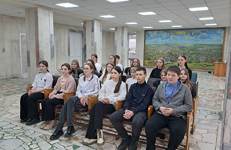 Информационный час "Горькая память войны: цифры и факты".