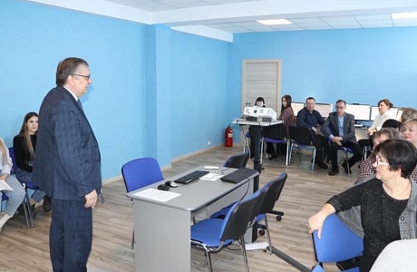 Системный администратор избирательной комиссии Малосердобинского района проходит обучение 