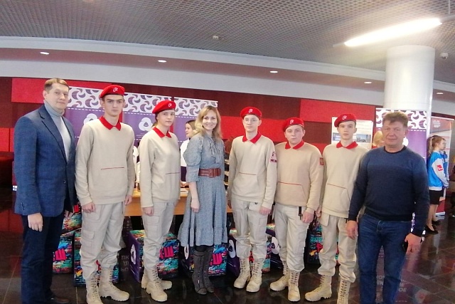 Делегация Малосердобинского района приняла участие в торжественном мероприятии, посвященном Дню Героев Отечества. Делегация Малосердобинского района приняла участие в торжественном мероприятии, посвященном Дню Героев Отечества.