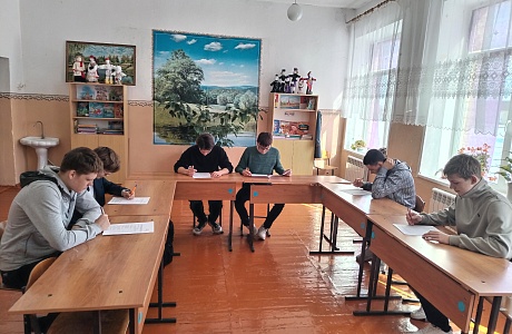 В Малосердобинском районе  проведен первый (муниципальный) этап областной олимпиады школьников по основам избирательного права и избирательного процесса среди учащихся 10-11 классов