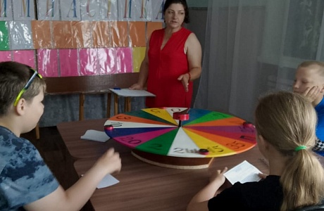 Игра "Поле чудес" в Доме детского творчества Игра "Поле чудес" в Доме детского творчества
