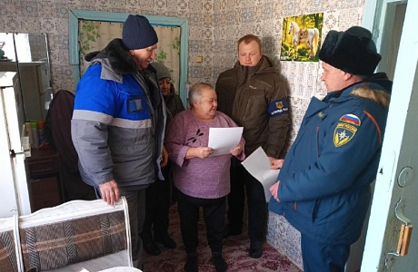 В с.Чунаки и с.Майское  профилактической группой проведен очередной  рейд  по соблюдению правил пожарной безопасности в жилых домах